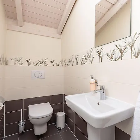 Komfortables Nordseehaus Mit Sauna & Kamin *