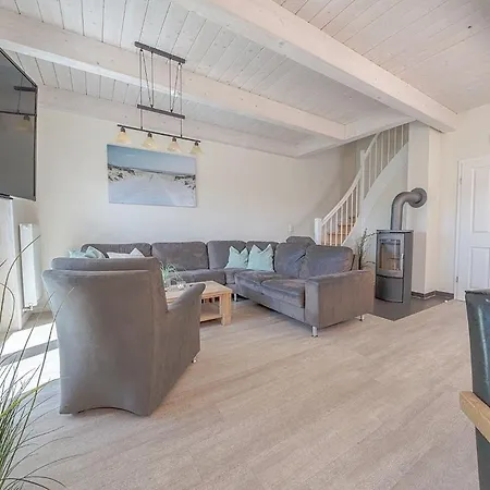 Dom wakacyjny Komfortables Nordseehaus Mit Sauna & Kamin
