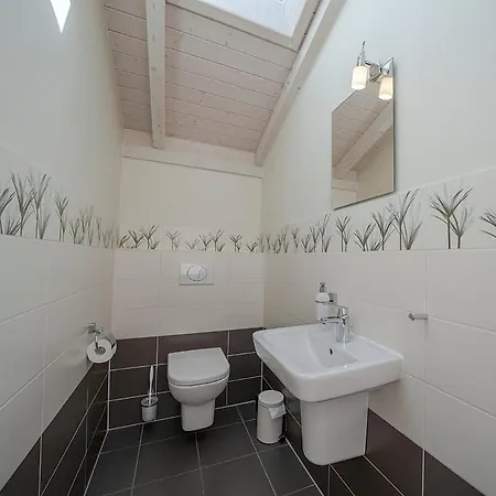 Dom wakacyjny Komfortables Nordseehaus Mit Sauna & Kamin *